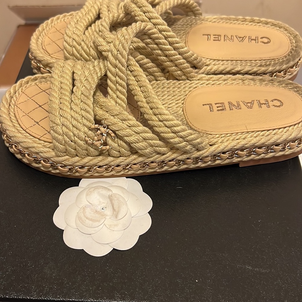 COPY - Mule Sandals - Picture 3 of 6